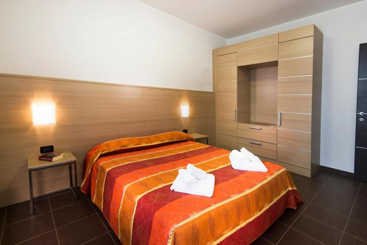 Residence Corte Camaldoli Garda  3*, Garda (Verona)