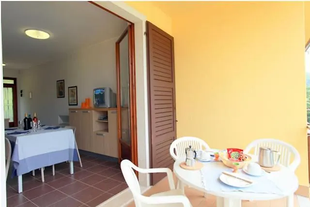 Aparthotel Residence Corte Camaldoli Garda