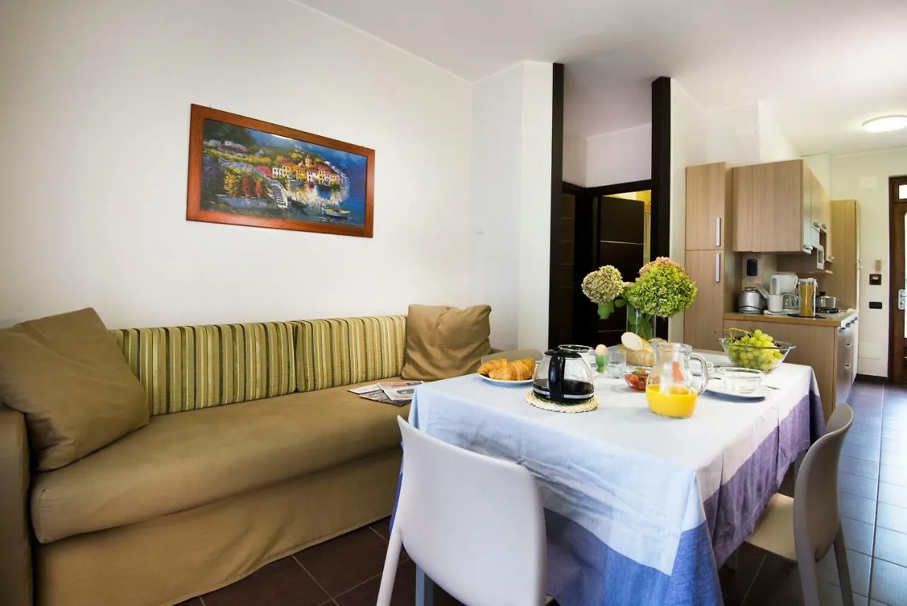 Residence Corte Camaldoli Garda  Italien