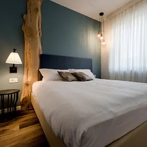 La Cross - Adults Only Herberg